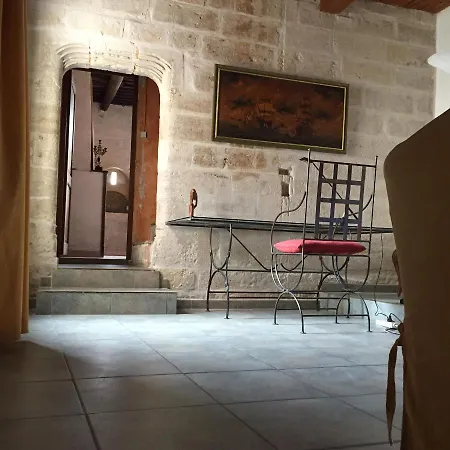 La Maison Sur La Place Dans Mortes בית נופש *