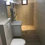 La Maison Sur La Place Dans Mortes Сasa de vacaciones *