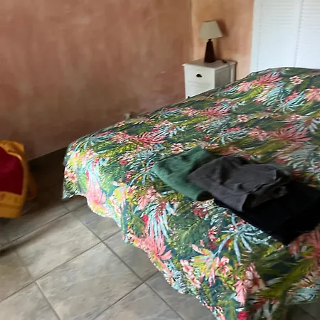La Maison Sur La Place Dans Mortes Climatise 펜션