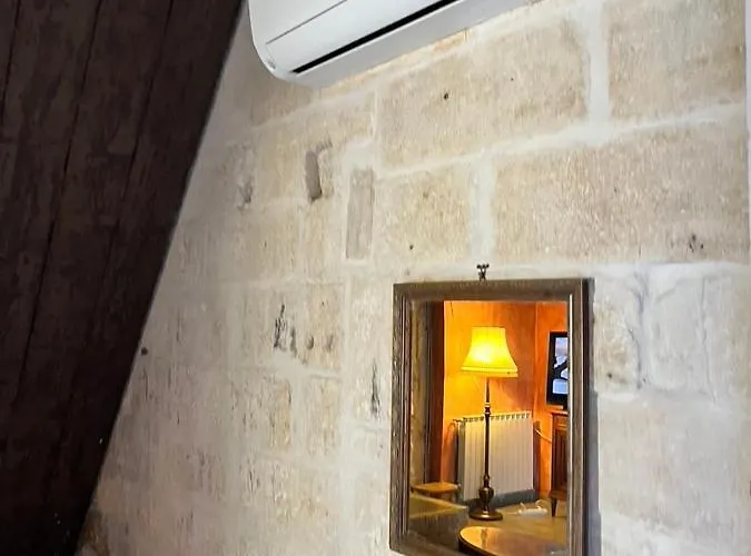 Casa de Férias La Maison Sur La Place Dans Mortes *