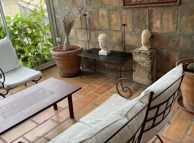 La Maison Sur La Place Dans Mortes Casa de Férias *